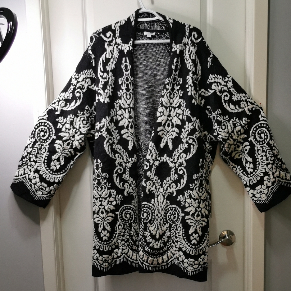 J. Jill‎ Black and White Cardigan